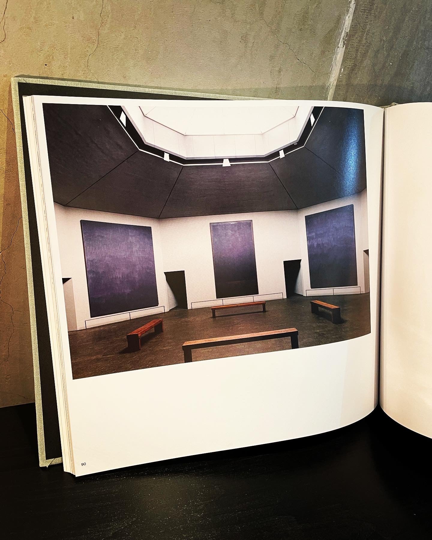 Rothko Chapel | Rosco Chapel | Book | Rizzoli Electa | 132pages | 하드 커버 | 260 x 287mm | 2021